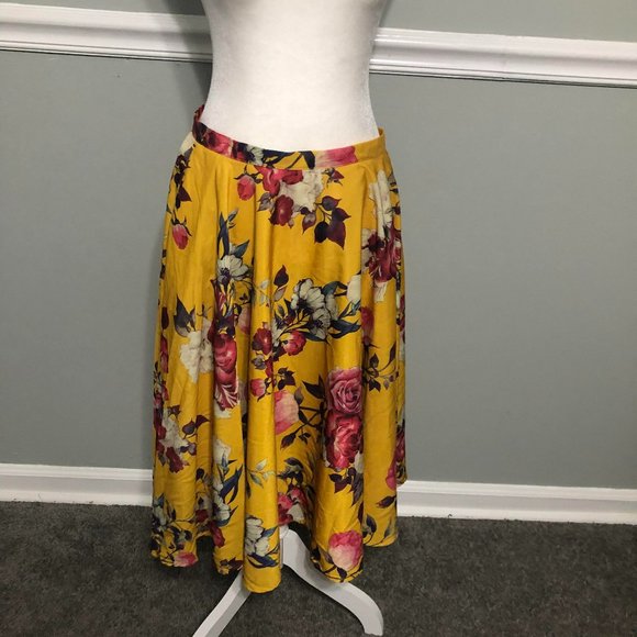 Modcloth Dresses & Skirts - Modcloth Myrtlewood of California Floral Circle Skirt Sz M